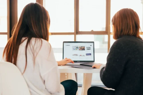 Curs Web Design Timișoara – Pasiune transformată în carieră